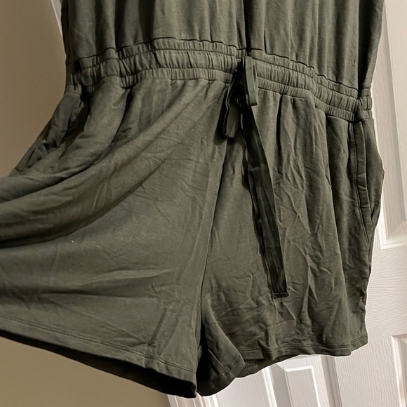 Daily Ritual romper NWT - Picture 4 of 8